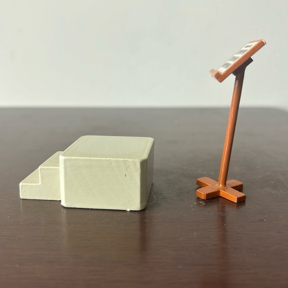 Wendt and Kuhn Erzebirge stage and music stand accessories for wooden figures - Picture 2 of 11